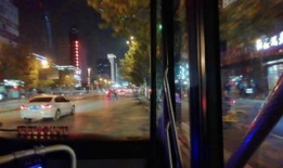 公交顶臀视频,文明出行，共建和谐车厢